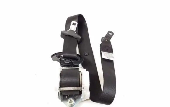 BMW X3 E83 Front seatbelt 3448358