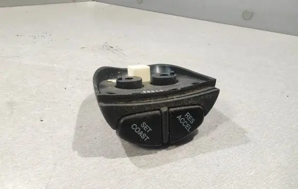 Hyundai Santa Fe Steering wheel buttons/switches 9670026000 612W08010