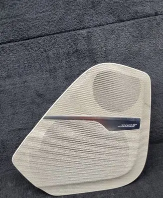 Audi Q7 4M Front door speaker cover trim 4M0868151A 4M0868151ALC7