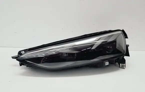 Audi E-tron GT Headlight/headlamp 4J3941035