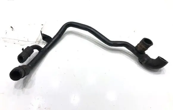 Volkswagen PASSAT B8 Engine coolant pipe/hose 04L121064T