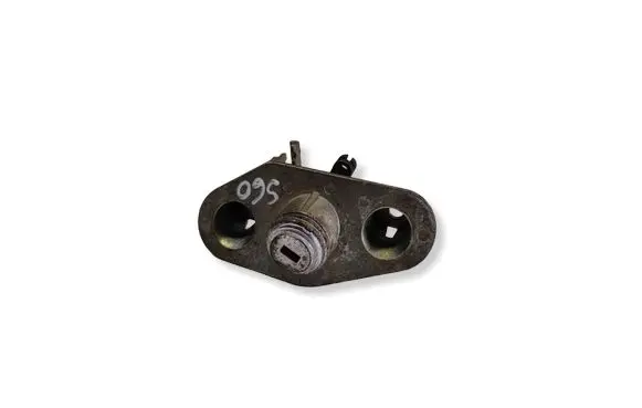 Volvo S60 Tailgate exterior lock 737700001