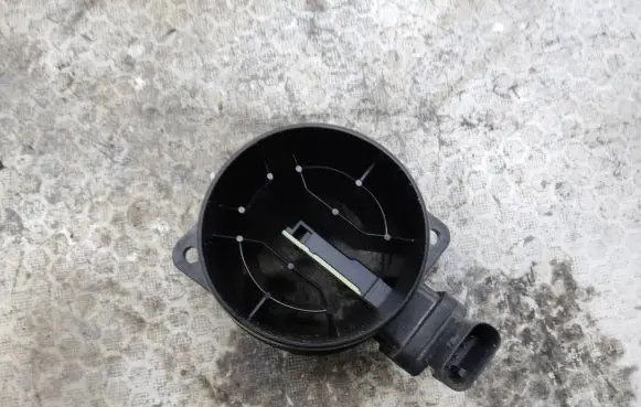 Skoda Octavia Mk3 (5E) Mass air flow meter 04L906461B