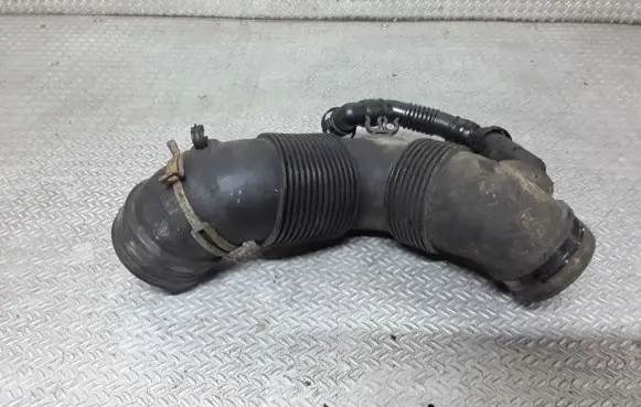 Volkswagen Caddy Air intake duct part 3C0129654M