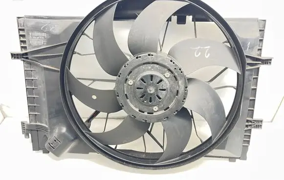 Mercedes-Benz C W203 Electric radiator cooling fan A2035001693
