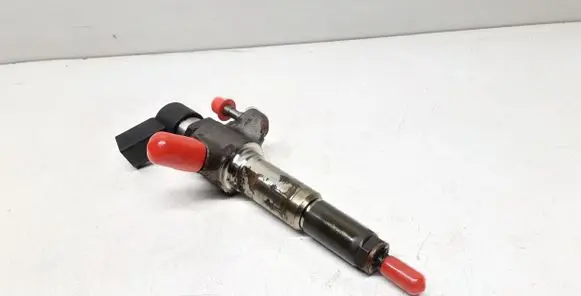 Volvo V40 Fuel injector 9802448680