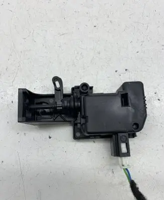 Mercedes-Benz E A207 Fuel tank cap lock A2048200072
