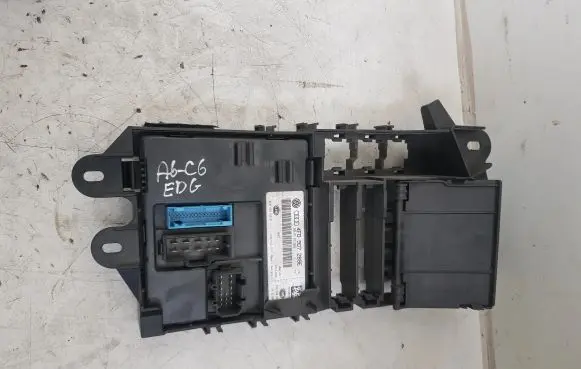 Audi A6 S6 C6 4F Comfort/convenience module 4F0907289E