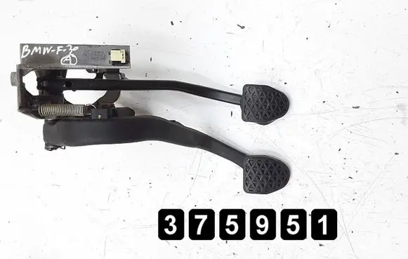 BMW 3 F30 F35 F31 Pedal assembly # 6860644