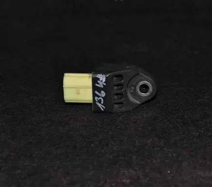 Toyota RAV 4 (XA20) Airbag deployment crash/impact sensor 8983133020