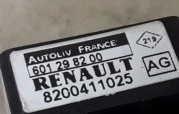 Renault Megane II Airbag deployment crash/impact sensor 8200411025 601298200