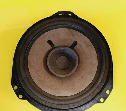 Opel Vectra B Front door speaker 90228349