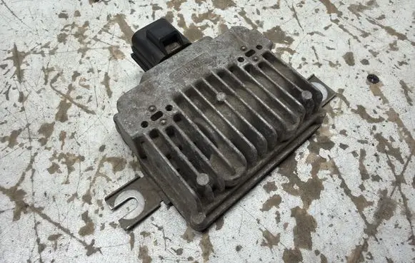 Volvo S80 Fuel injection pump control unit/module 6G9N9D372AC