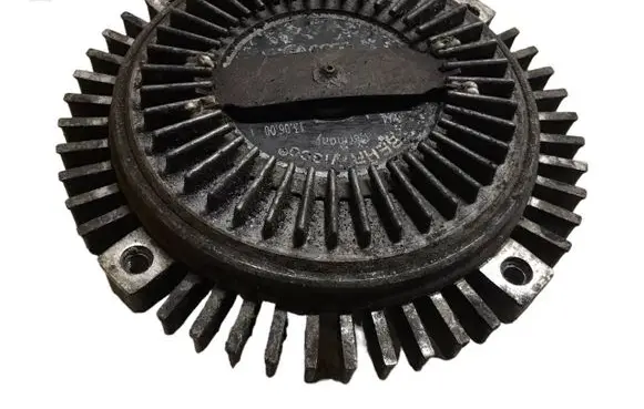 Volkswagen Golf IV Viscous fan clutch 06B121347