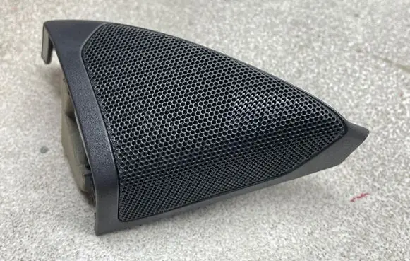 Opel Insignia A Front door high frequency speaker 13240950