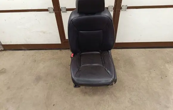 Lancia Thema Front driver seat 