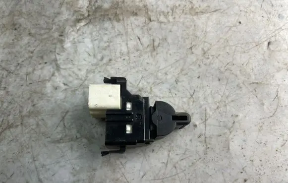 Toyota Land Cruiser (HDJ90) Electric window control switch