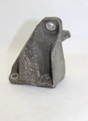 BMW 3 F30 F35 F31 Engine mounting bracket 6788608
