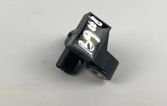 Volkswagen PASSAT B9 Airbag deployment crash/impact sensor 85E959651