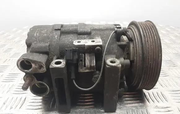 Nissan X-Trail T30 Air conditioning (A/C) compressor (pump) 92600AU010