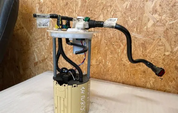 Opel Mokka X In-tank fuel pump 13516838 687925552