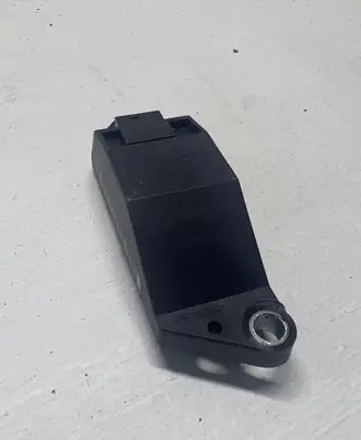 Mercedes-Benz E W211 Airbag deployment crash/impact sensor A0018209326 25571179A4