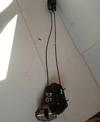 Toyota Prius (XW20) Rear door lock PRIUS2006M