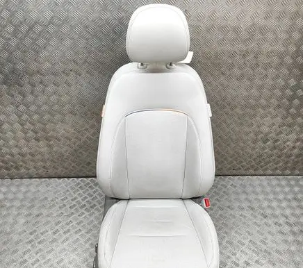 Hyundai IONIQ 6 Front passenger seat 88400KL300UDT 88200KL850UDT