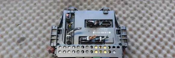 Mercedes-Benz B W245 Comfort/convenience module A1695454332 5DK008728