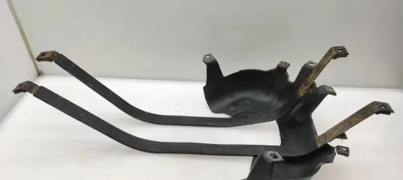 Subaru Forester SF Fuel tank mounting bracket 42061AA031