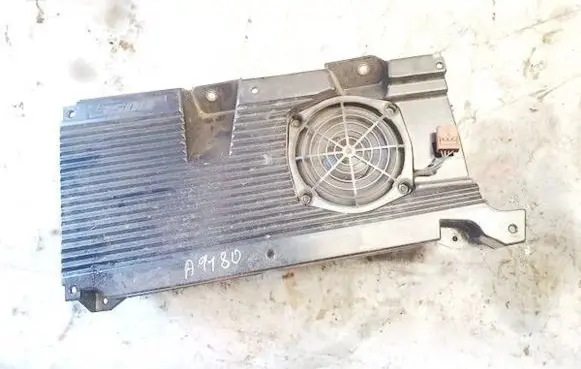 Alfa Romeo GT Subwoofer speaker 606833180 470081