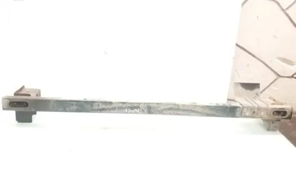 Nissan X-Trail T30 Front bumper cross member