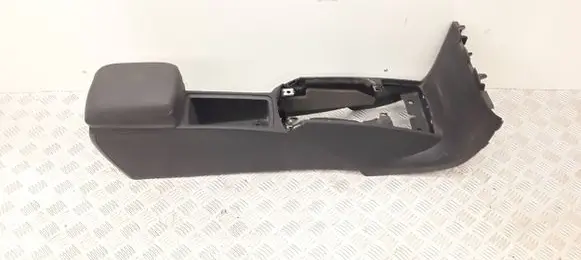 Volvo C30 Center console 30755349