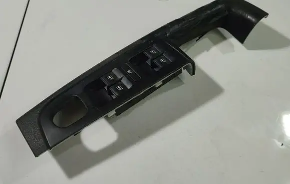 Skoda Superb B6 (3T) Electric window control switch 120959858B