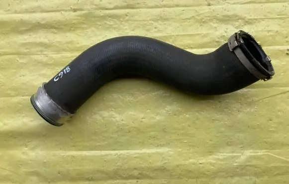 Mercedes-Benz C AMG W204 Intercooler hose/pipe A2045281882