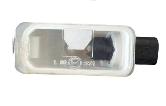 Ford Mondeo MK IV Number plate light 7S7113550AB Q80QA 46391