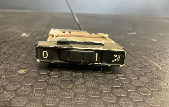 Interior fan control switch