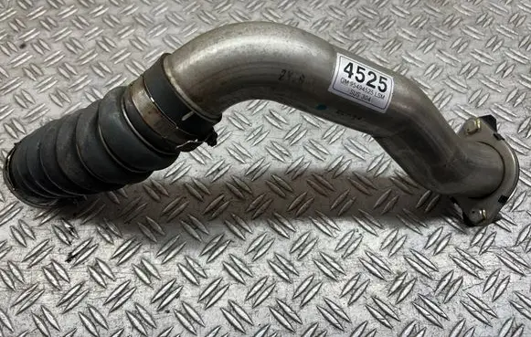 Intercooler hose/pipe