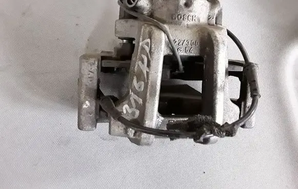 BMW 3 F30 F35 F31 Front brake caliper 