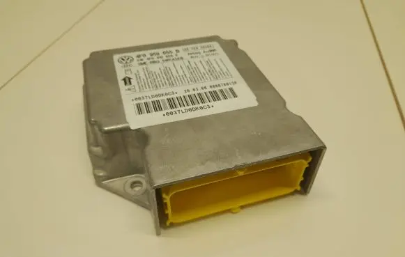 Audi A6 S6 C6 4F Airbag control unit/module 4F0959655B 4F0910655E 0037LD0DK0C3