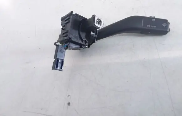 Volkswagen Jetta V Wiper control stalk ANH80H006A