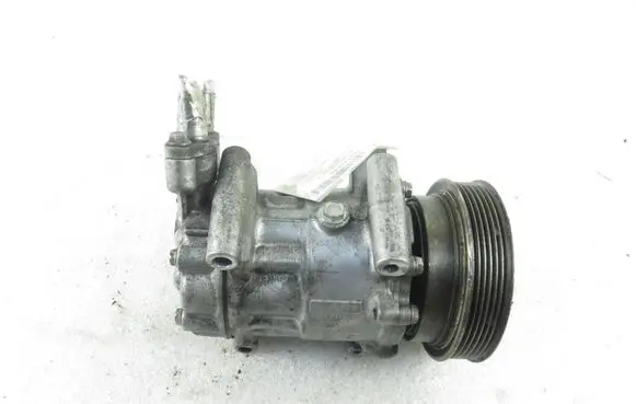 Renault Kangoo II Air conditioning (A/C) compressor (pump) 8200651251
