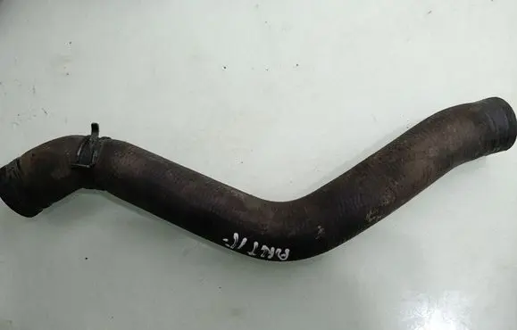 Renault Koleos I Engine coolant pipe/hose