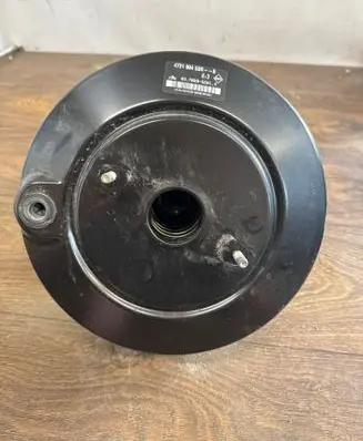 Renault Master III Brake booster 472100453R