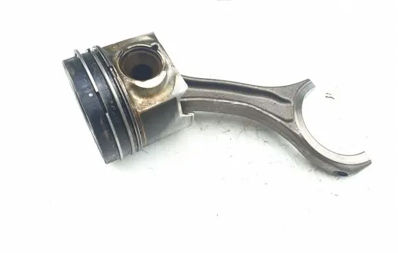 Audi A6 S6 C6 4F Piston with connecting rod