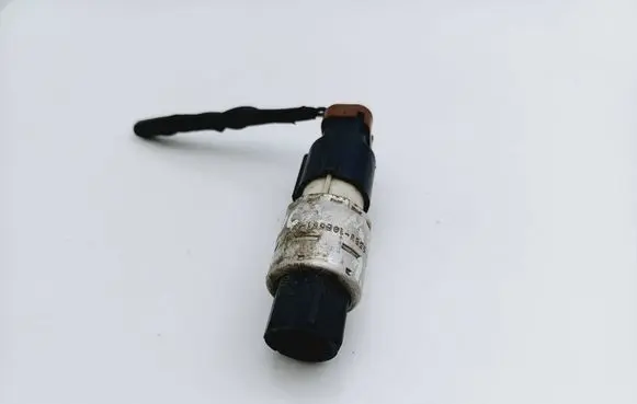 Ford Focus Air conditioning (A/C) pressure sensor 95BW19E561AA