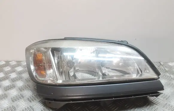 Opel Zafira A Headlight/headlamp 89100055