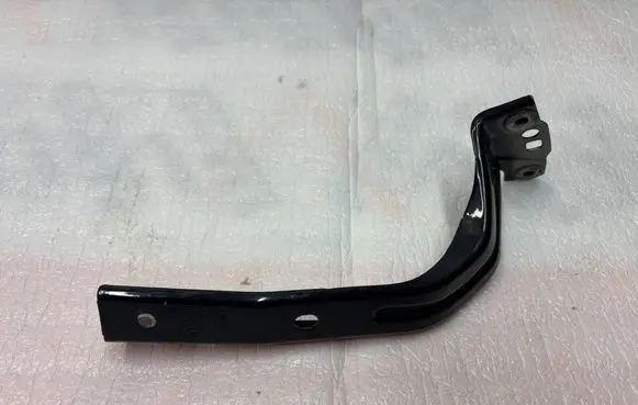 Volkswagen Up Fender mounting bracket 1S0821141