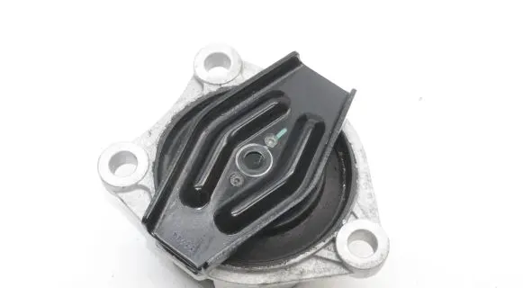 Volvo XC40 Engine mount bracket 31686296