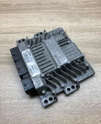 Renault Scenic II - Grand scenic II Engine control unit/module ECU 8200565863
